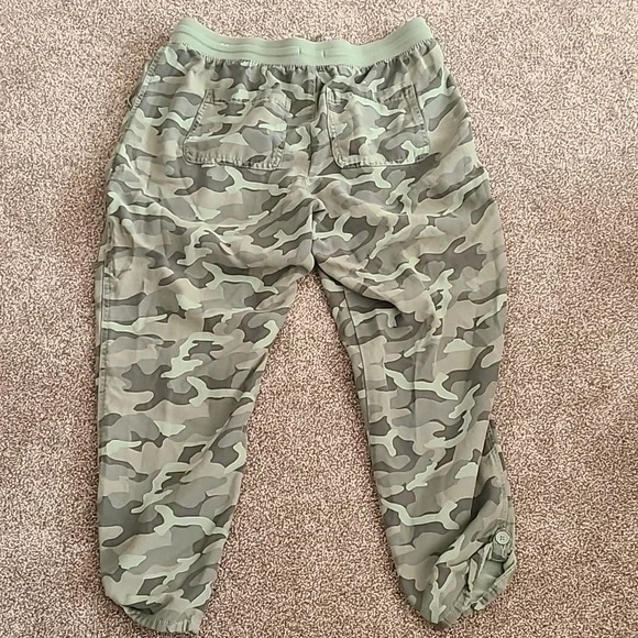 Maurices Army Camo Jogger Pants, sz. 14W - Picture 5 of 5